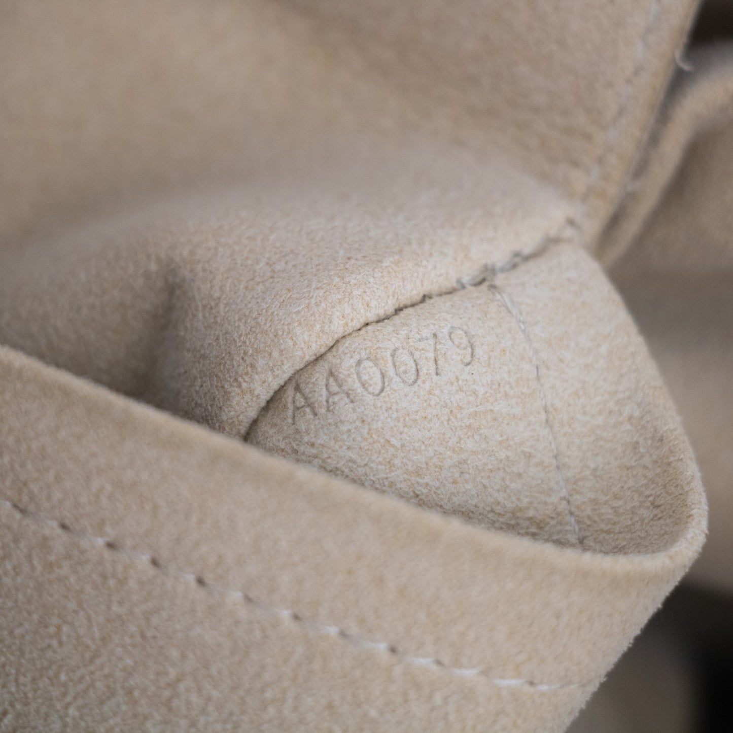 Louis Vuitton Monogram Canvas Brown Galleria PM #1350