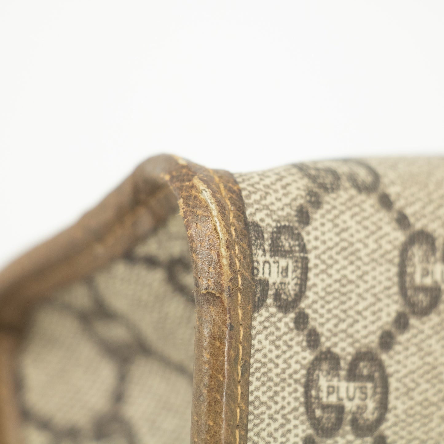 Gucci GG Plus Canvas Coated Clutch #1612