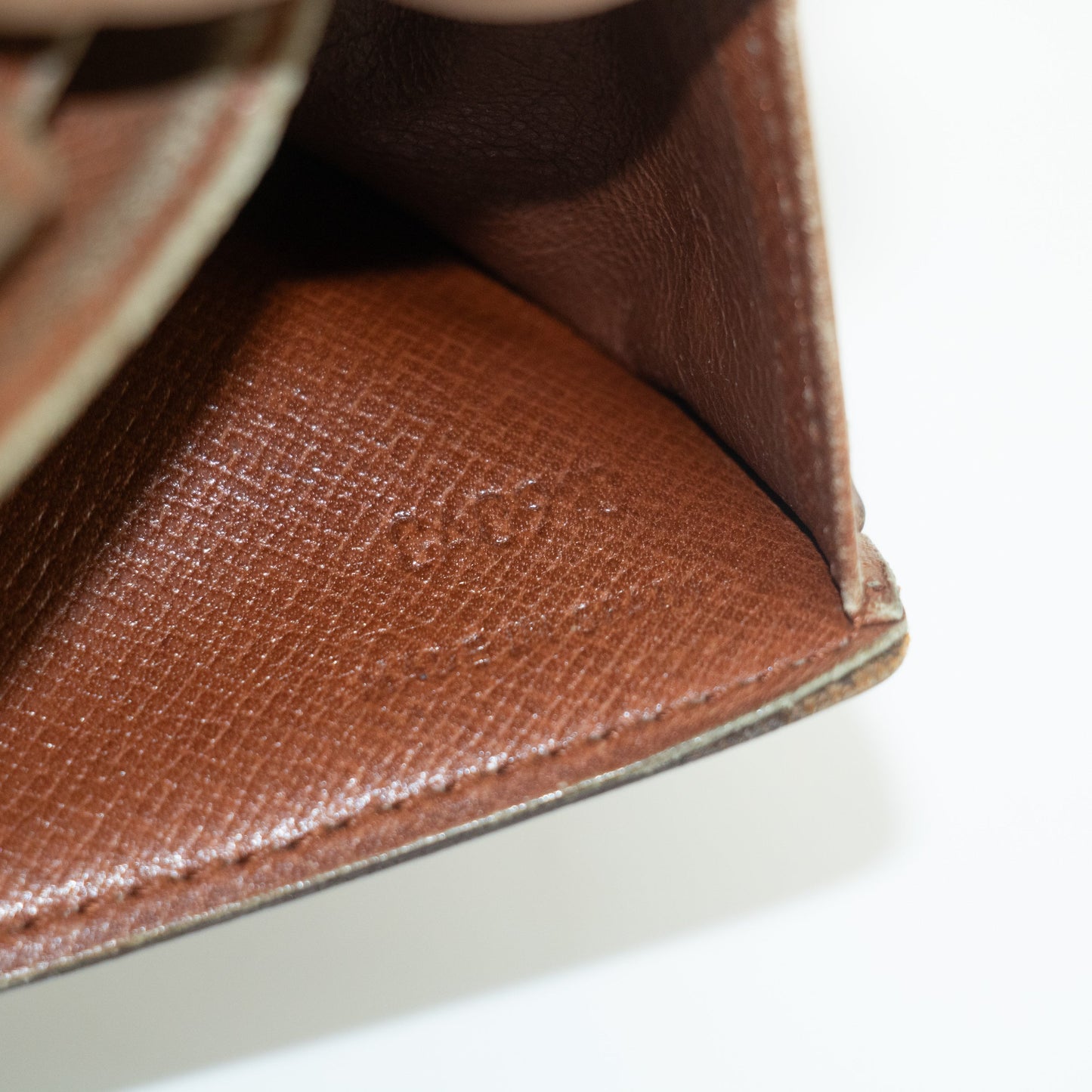 Louis Vuitton Monogram Canvas Bifold Wallet #2000