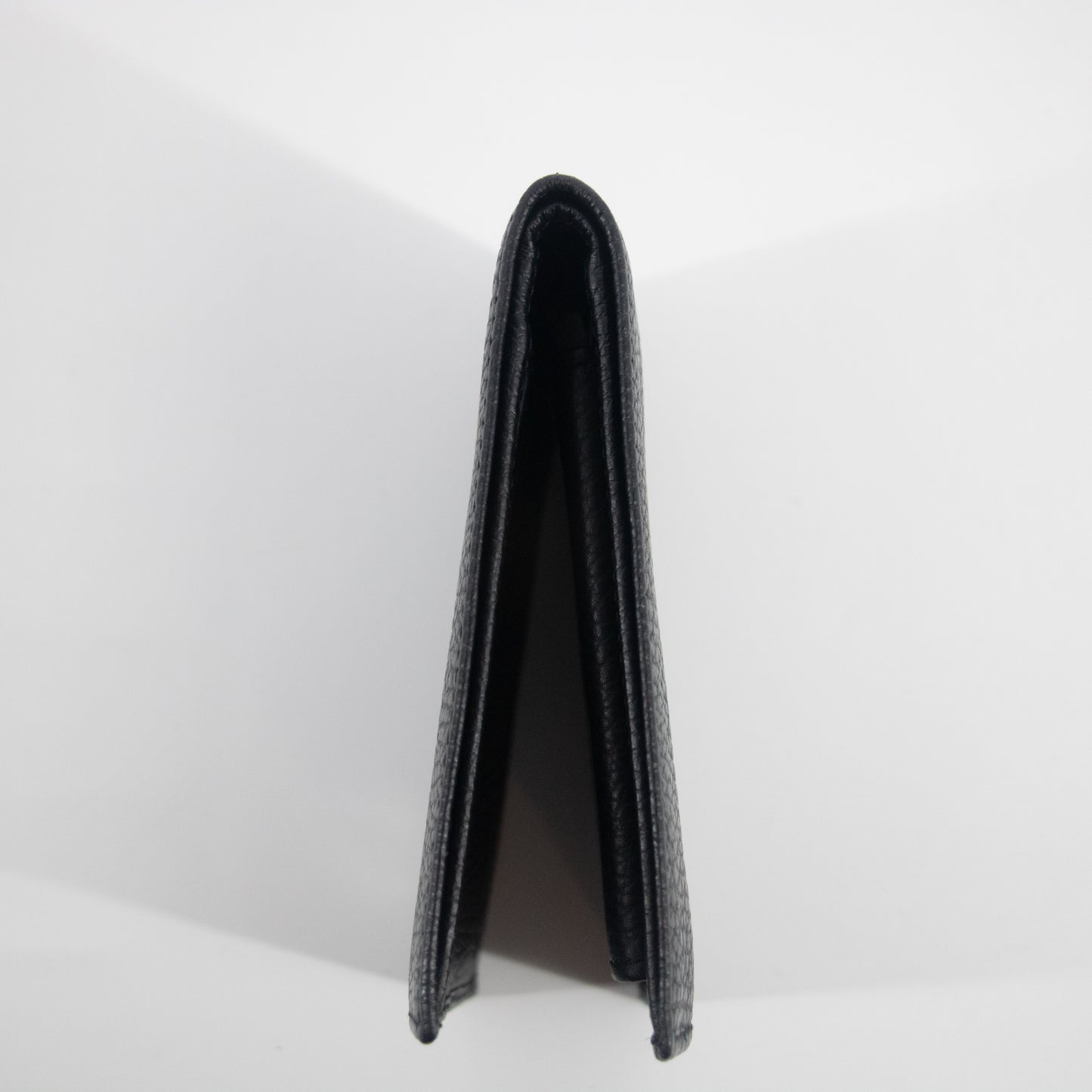Gucci Black Leather Bifold Wallet #2045