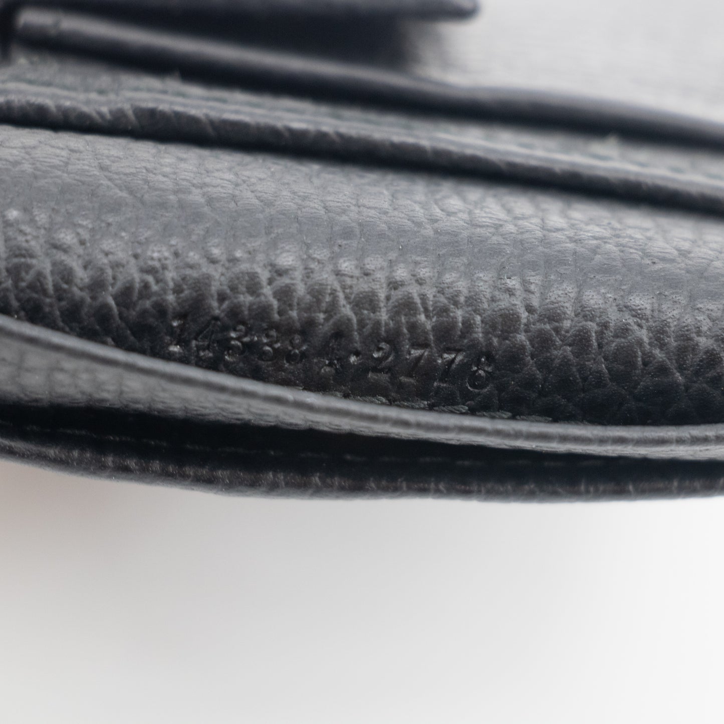 Gucci Black Leather Bifold Wallet #2045