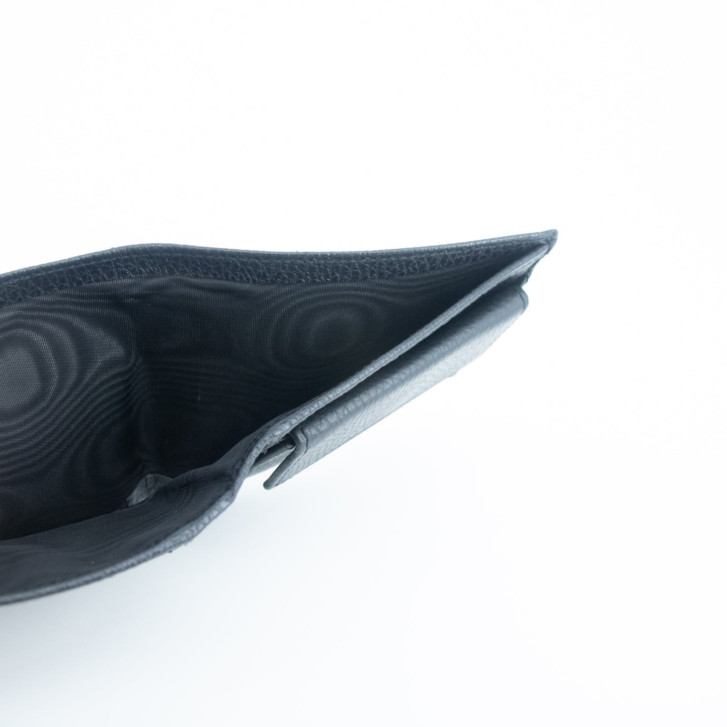 Gucci Black Leather Bifold Wallet #2045
