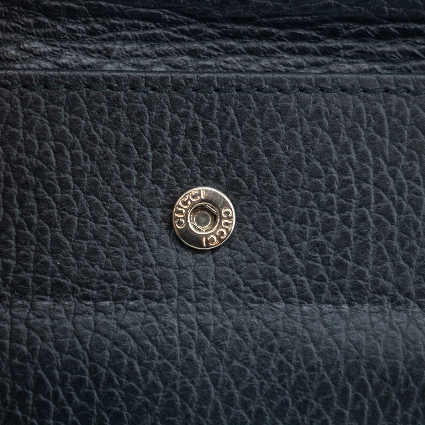 Gucci Black Leather Bifold Wallet #2045
