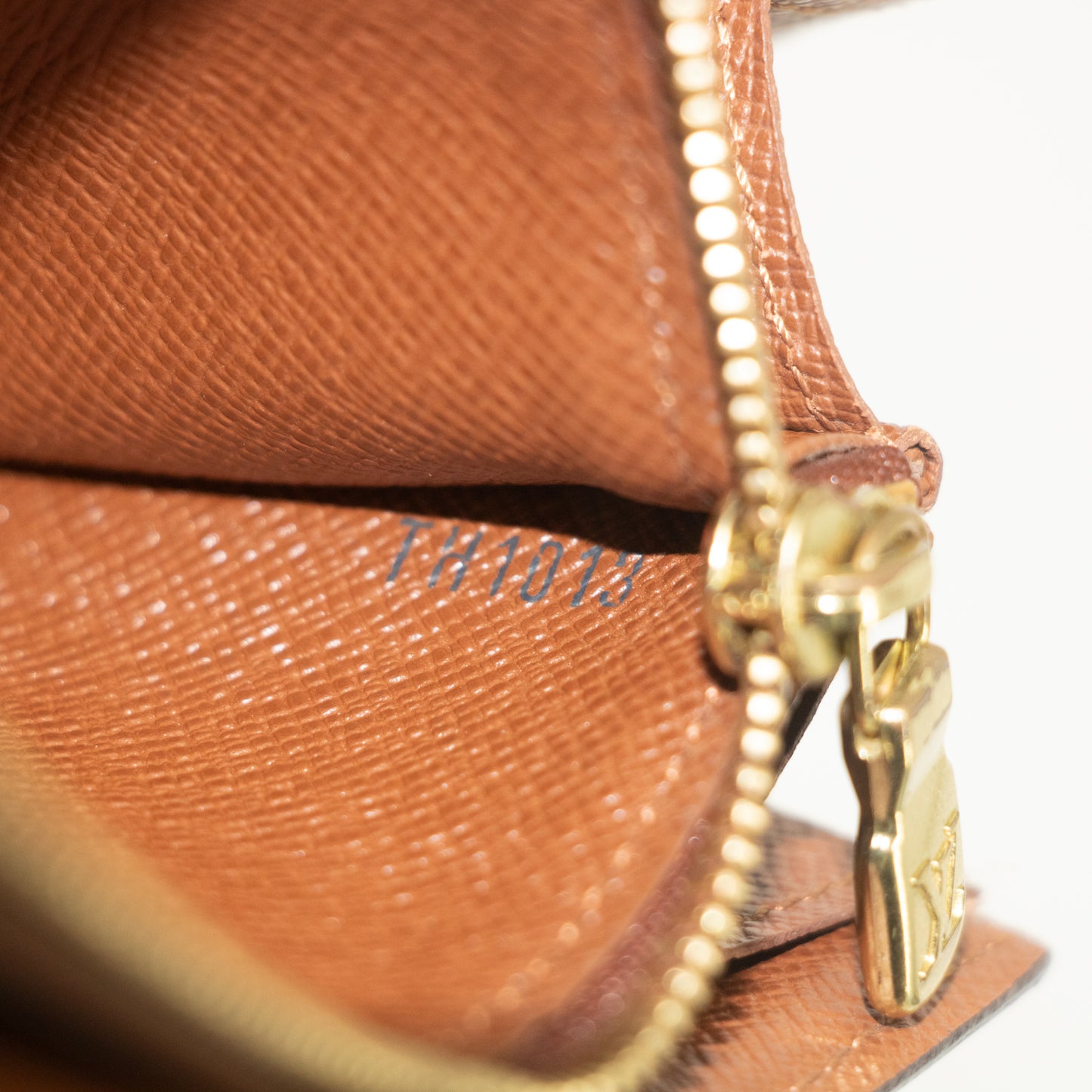 Louis Vuitton Monogram Canvas Brown Sarah Wallet #2189