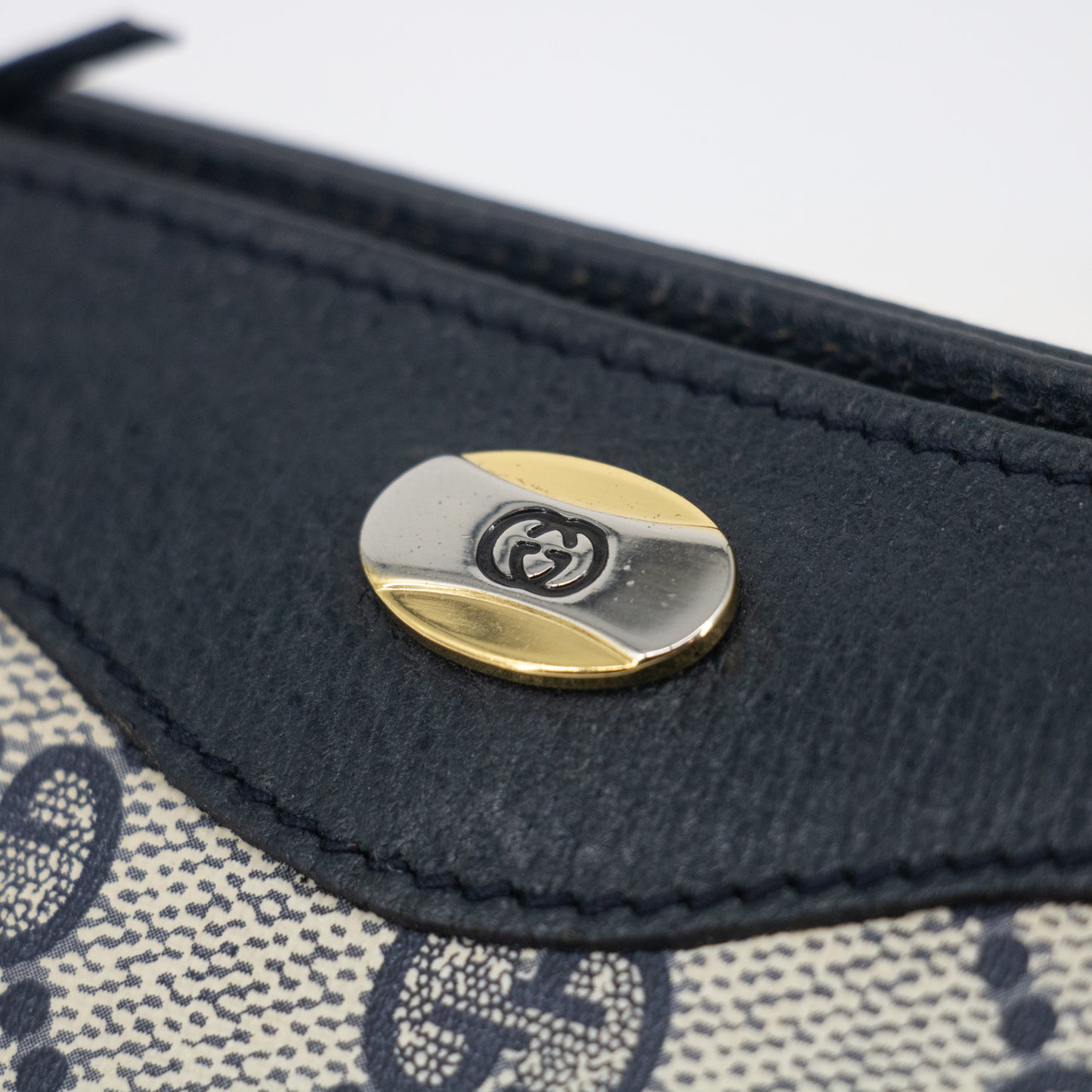 Gucci GG Supreme Canvas Coated Navy Pouch #2204