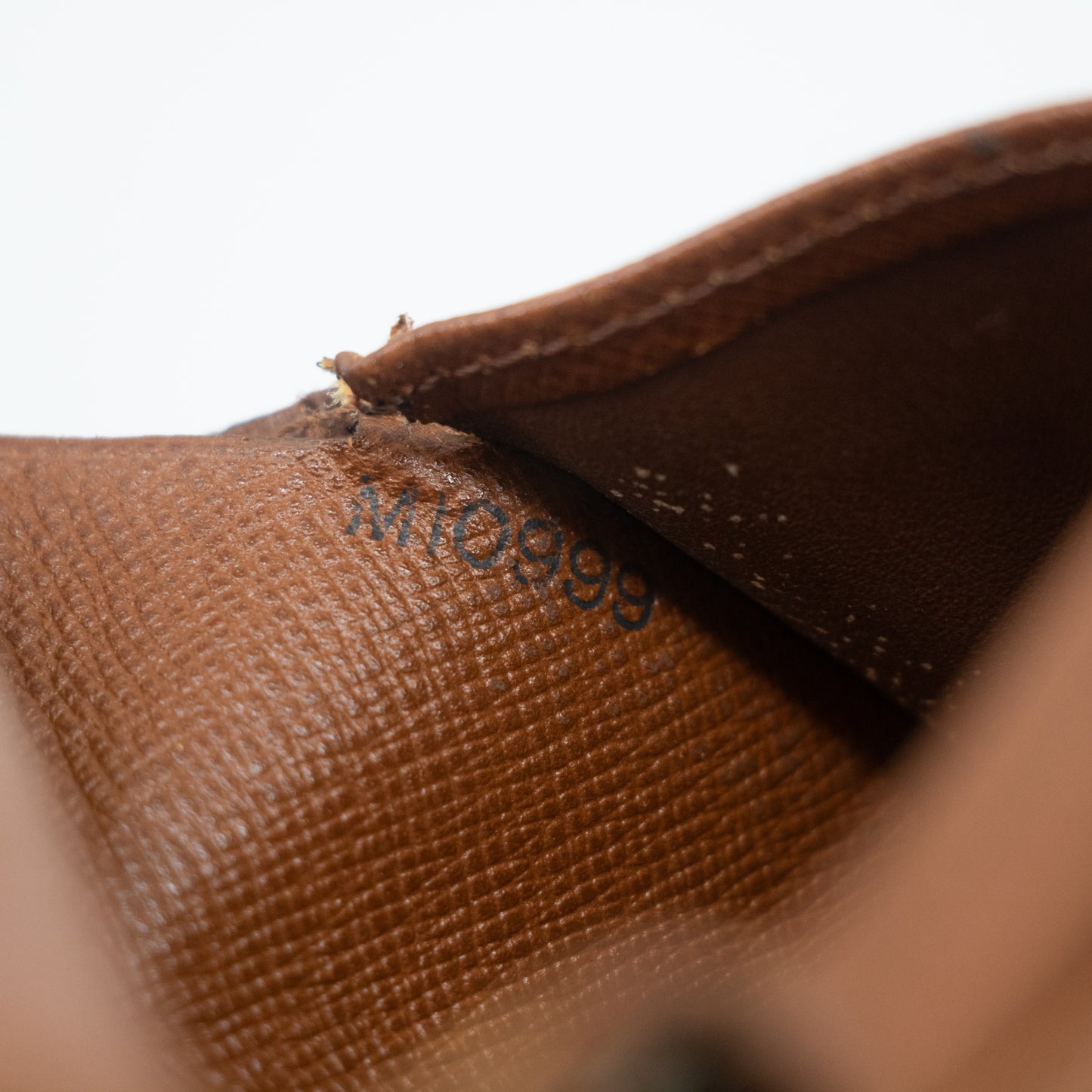 Louis Vuitton Monogram Canvas Kisslock Wallet #2218