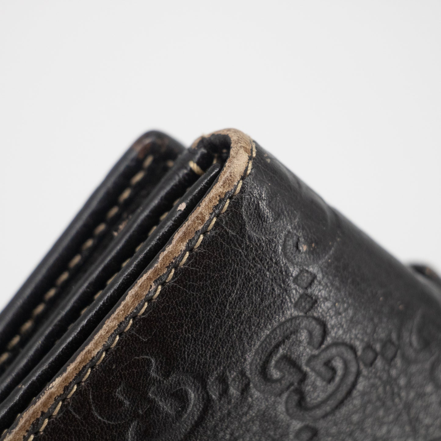 Gucci Black Guccisima Leather Compact Wallet #2284