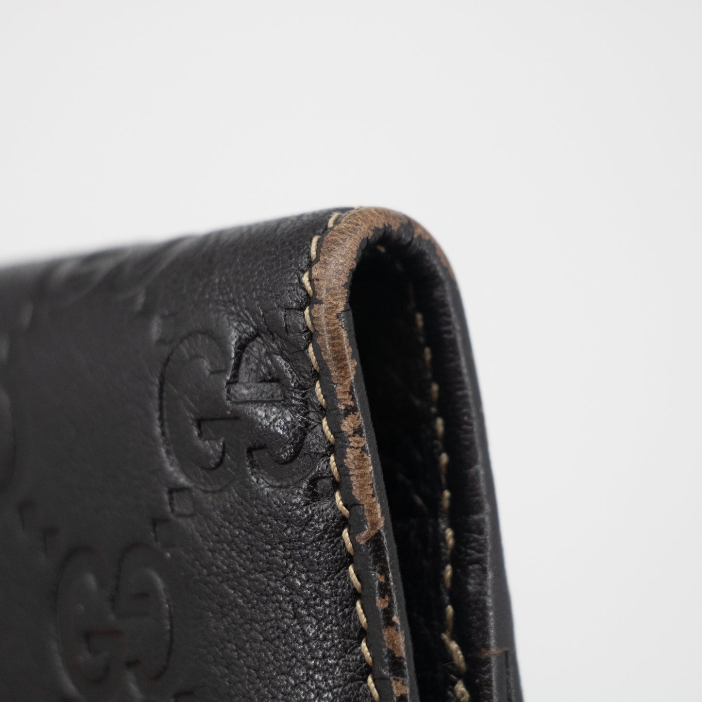 Gucci Black Guccisima Leather Compact Wallet #2284