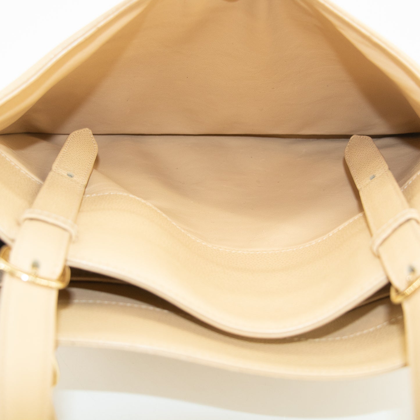 Chanel CC Turnlock Caviar Skin Handbag #2337
