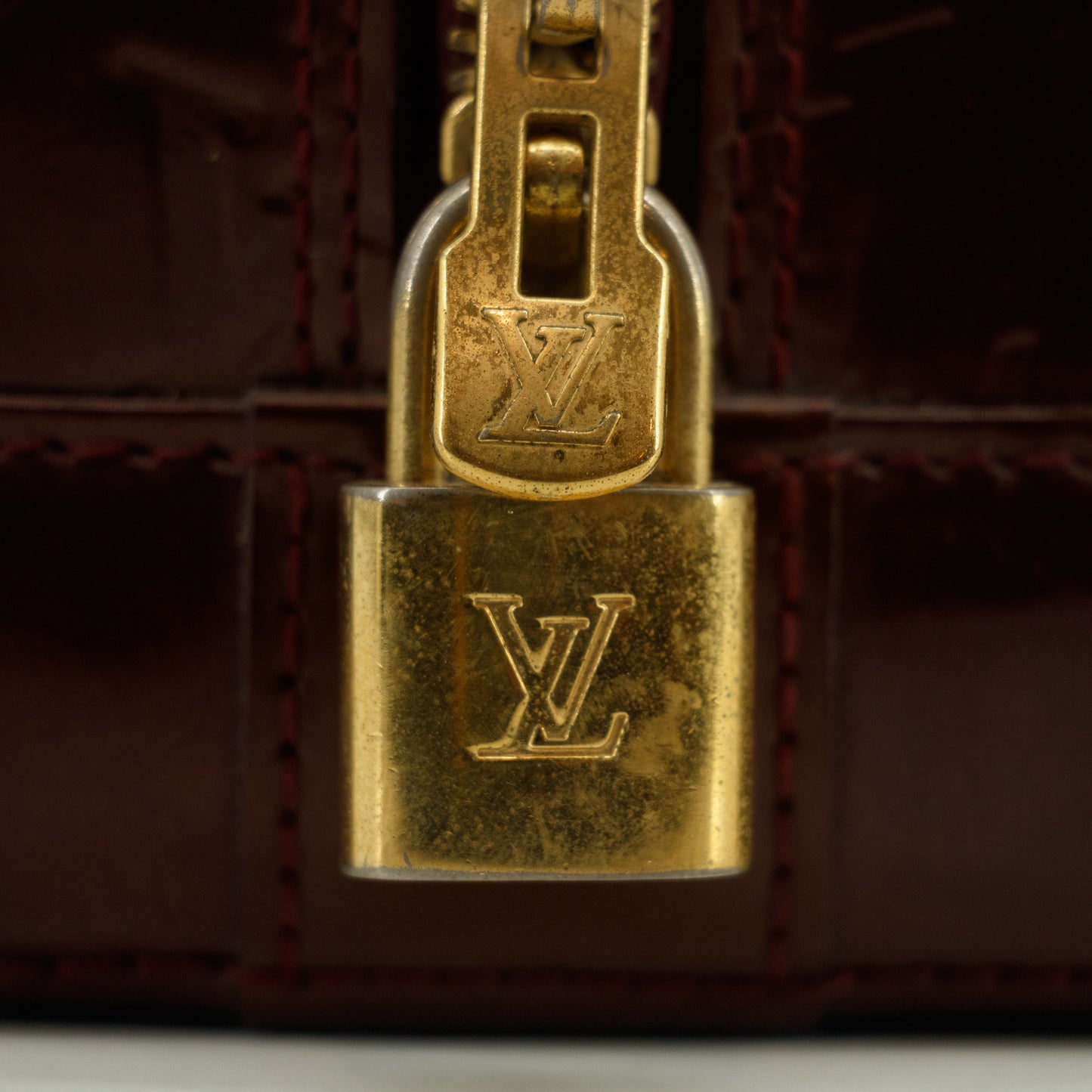 Louis Vuitton Purple Vernis Alma MM #2584