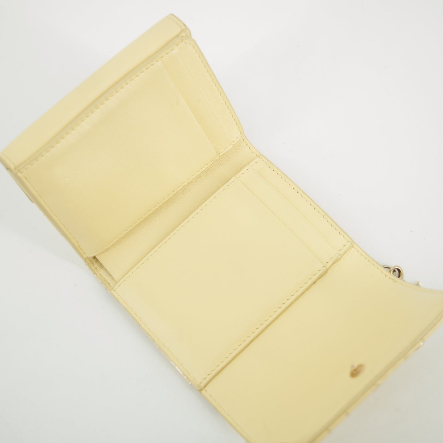 Christian Dior Cream Lady Dior Cannage Patent Leather Compact Wallet #2656