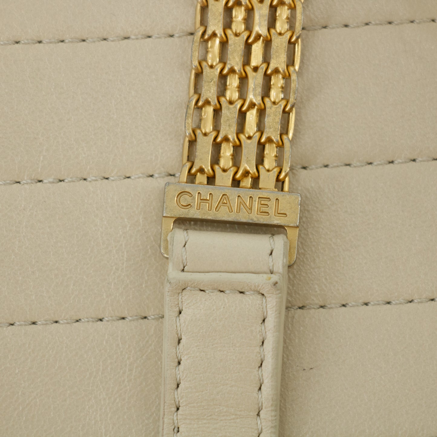 Chanel V-Stitched Single Flap Shoulder Bag 26 Series #2680