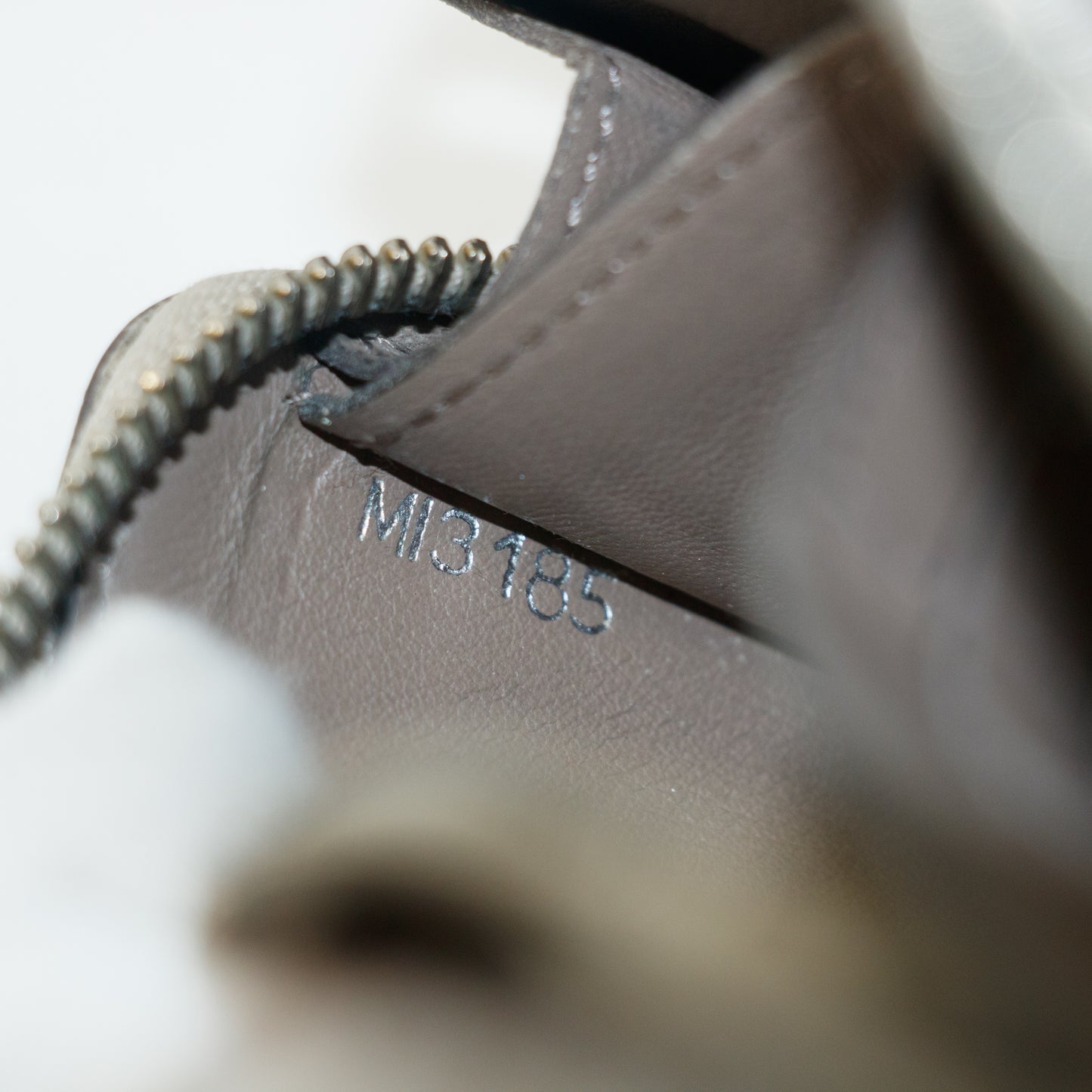 Louis Vuiton Grey Leather V Zip Around Wallet #3292