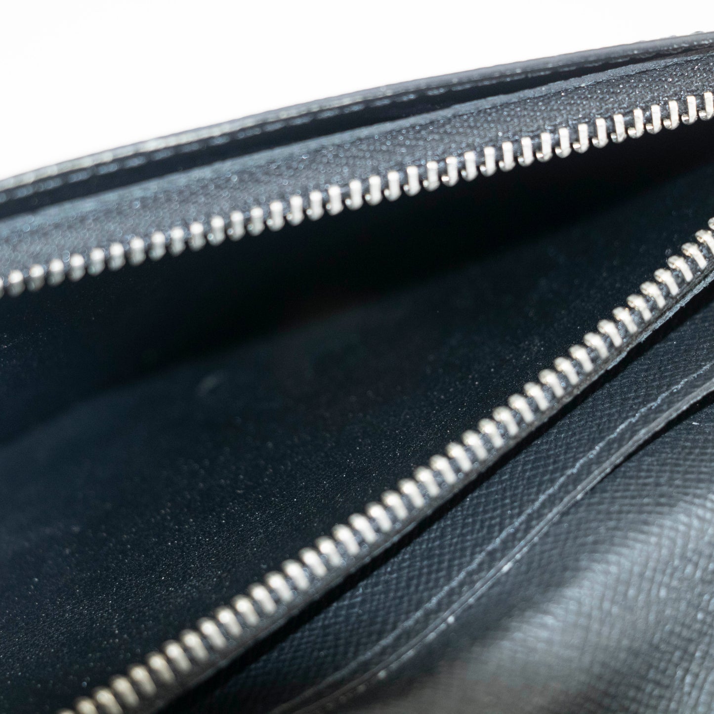 Louis Vuitton Taiga Leather Black Long Wallet #3906