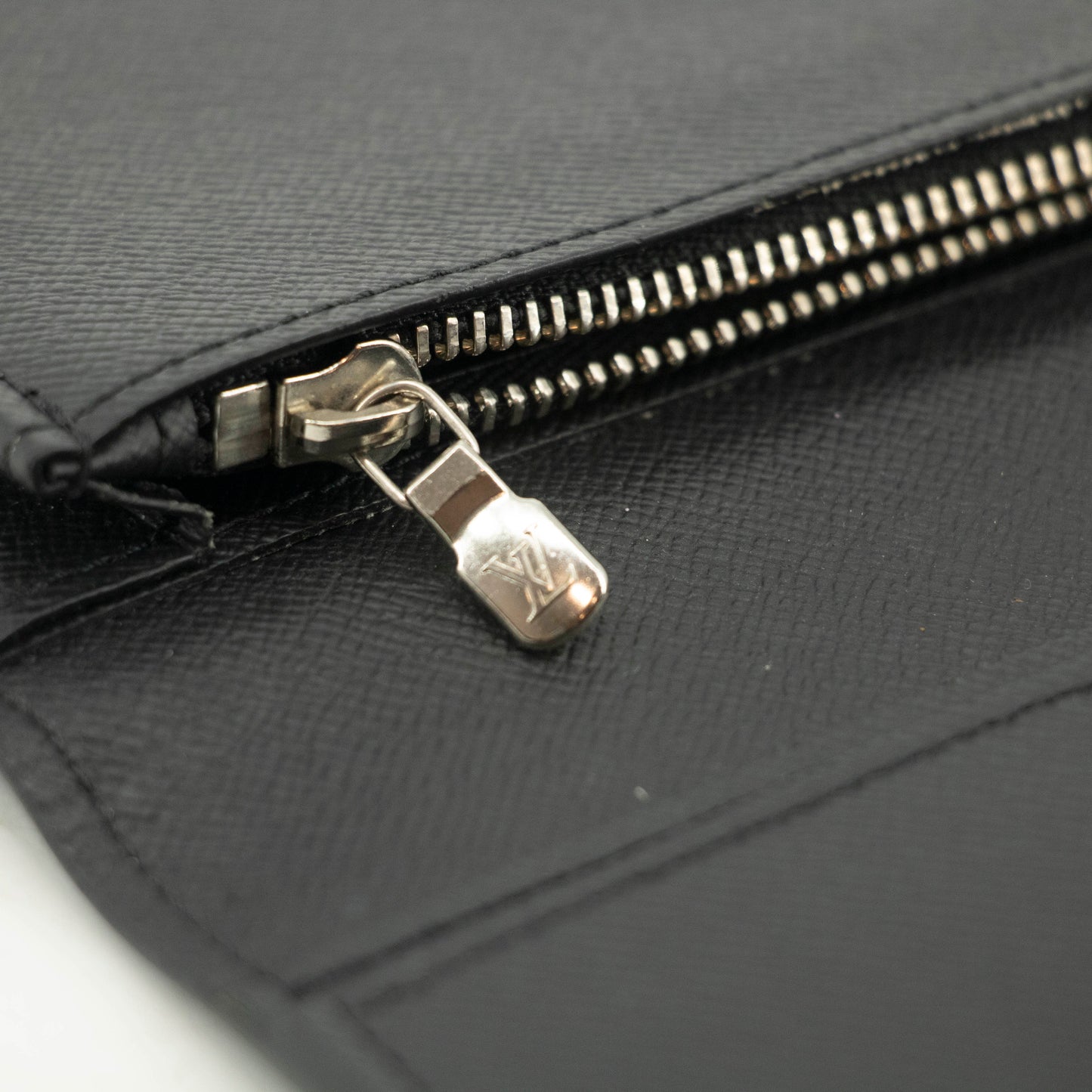 Louis Vuitton Taiga Leather Black Long Wallet #3906