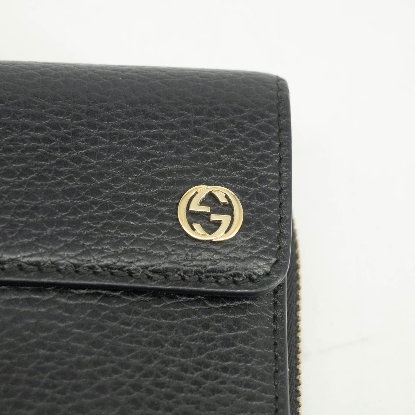 Gucci Interlocking G Black Zip Around Tri-fold Wallet #3917