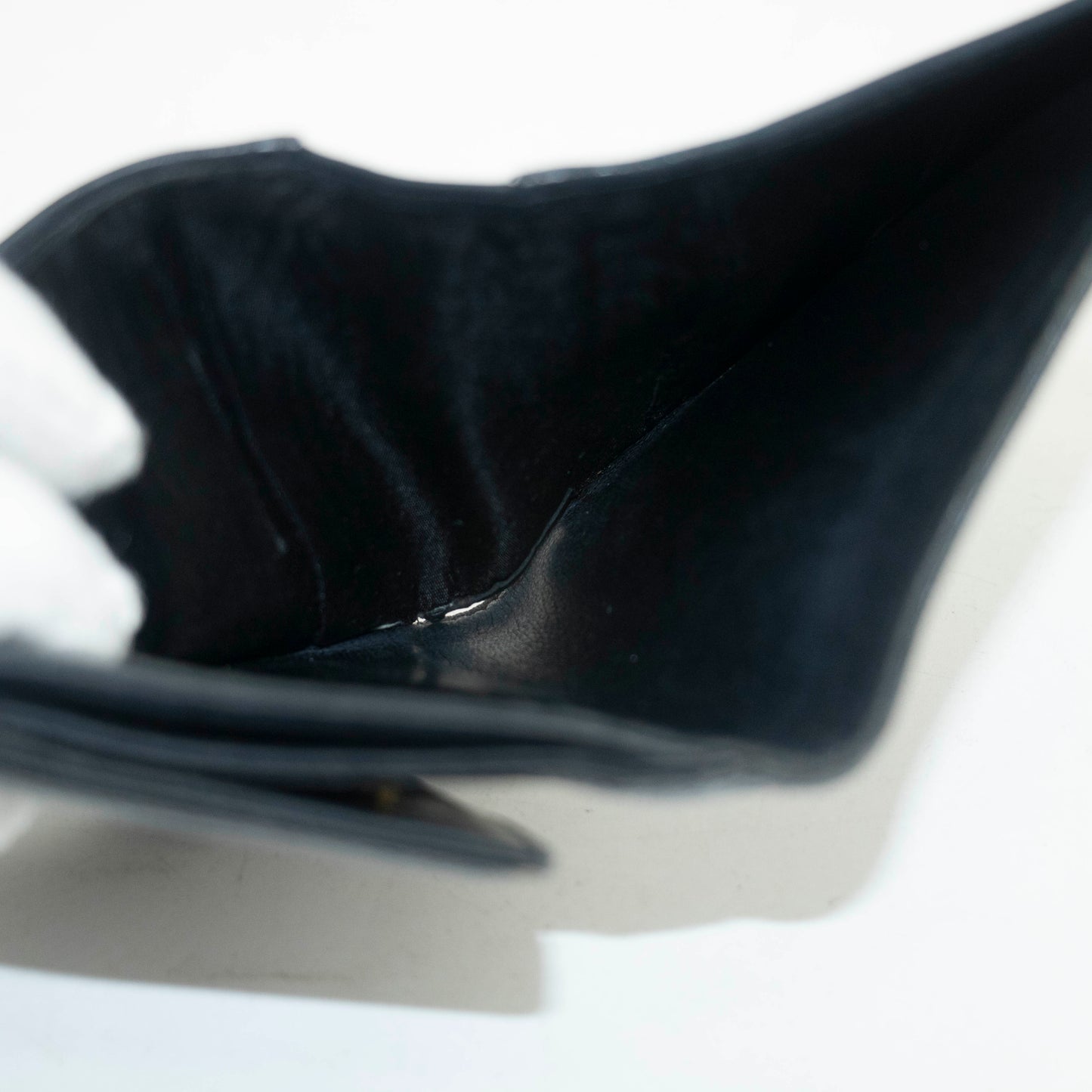 Chanel Caviar Skin Black Compact Wallet #3929