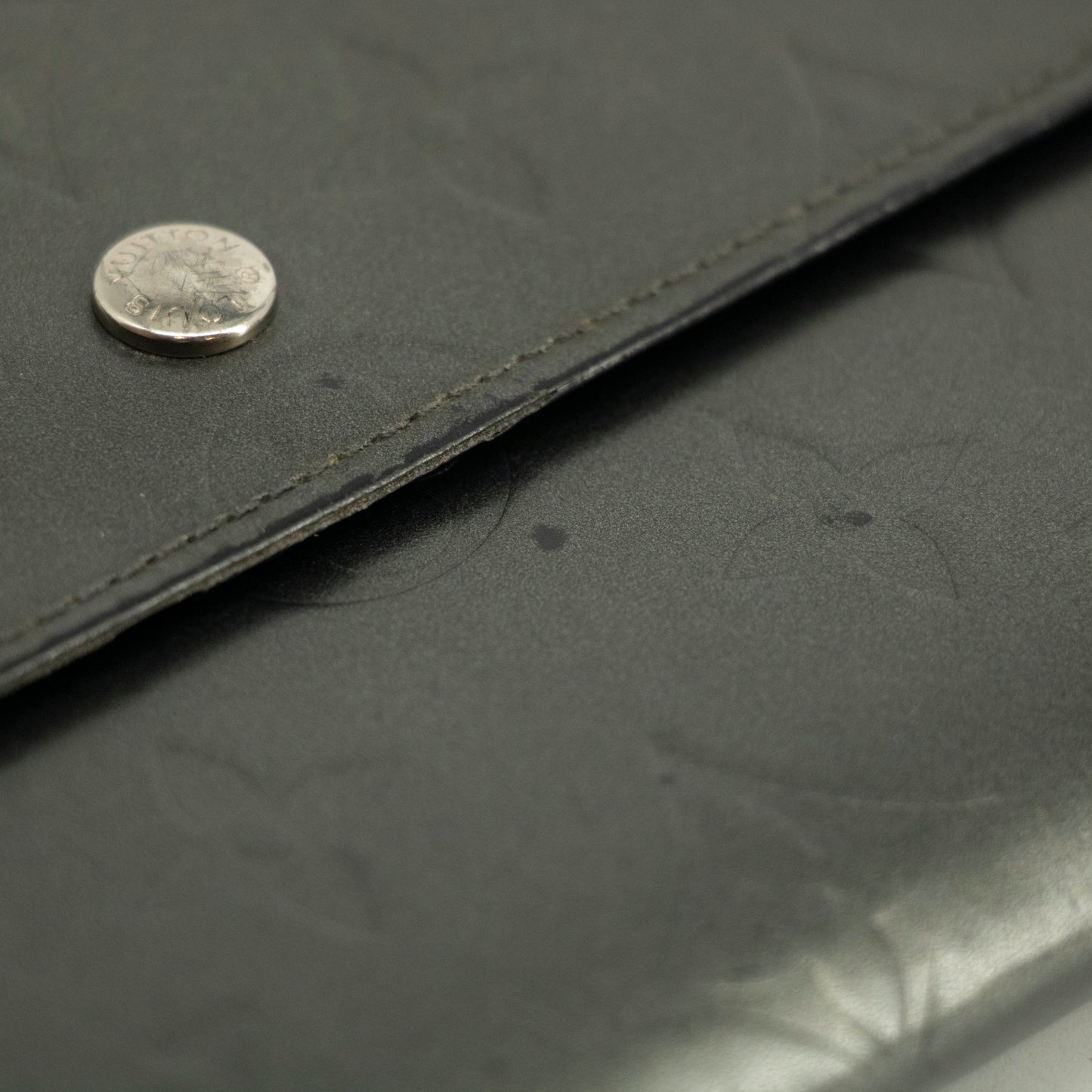 Louis Vuitton Grey Vernis International Long Wallet #3931