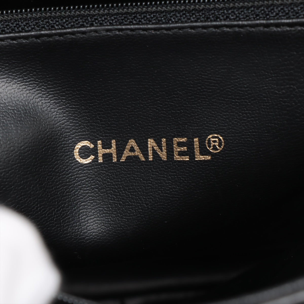 Chanel Matelasse Lambskin Chain Shoulder Bag Black Gold Metal Fittings #2512