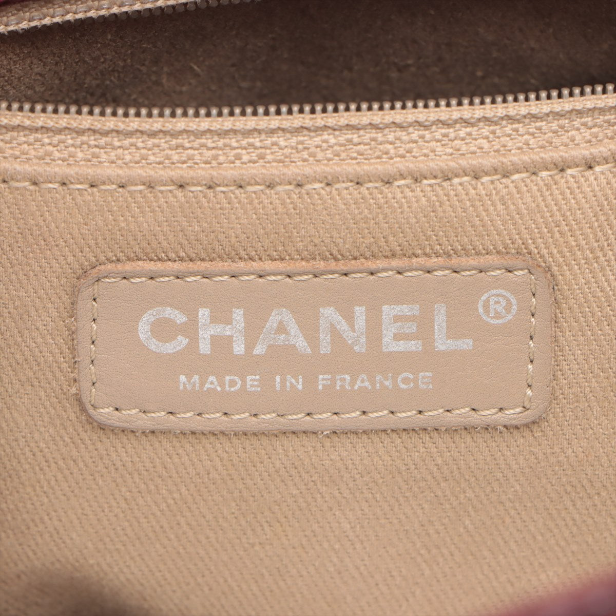 Chanel 2.55 Patent Leather Chain Tote Bag Matelasse Bordeaux Gunmetal Fittings 15454945 #2150