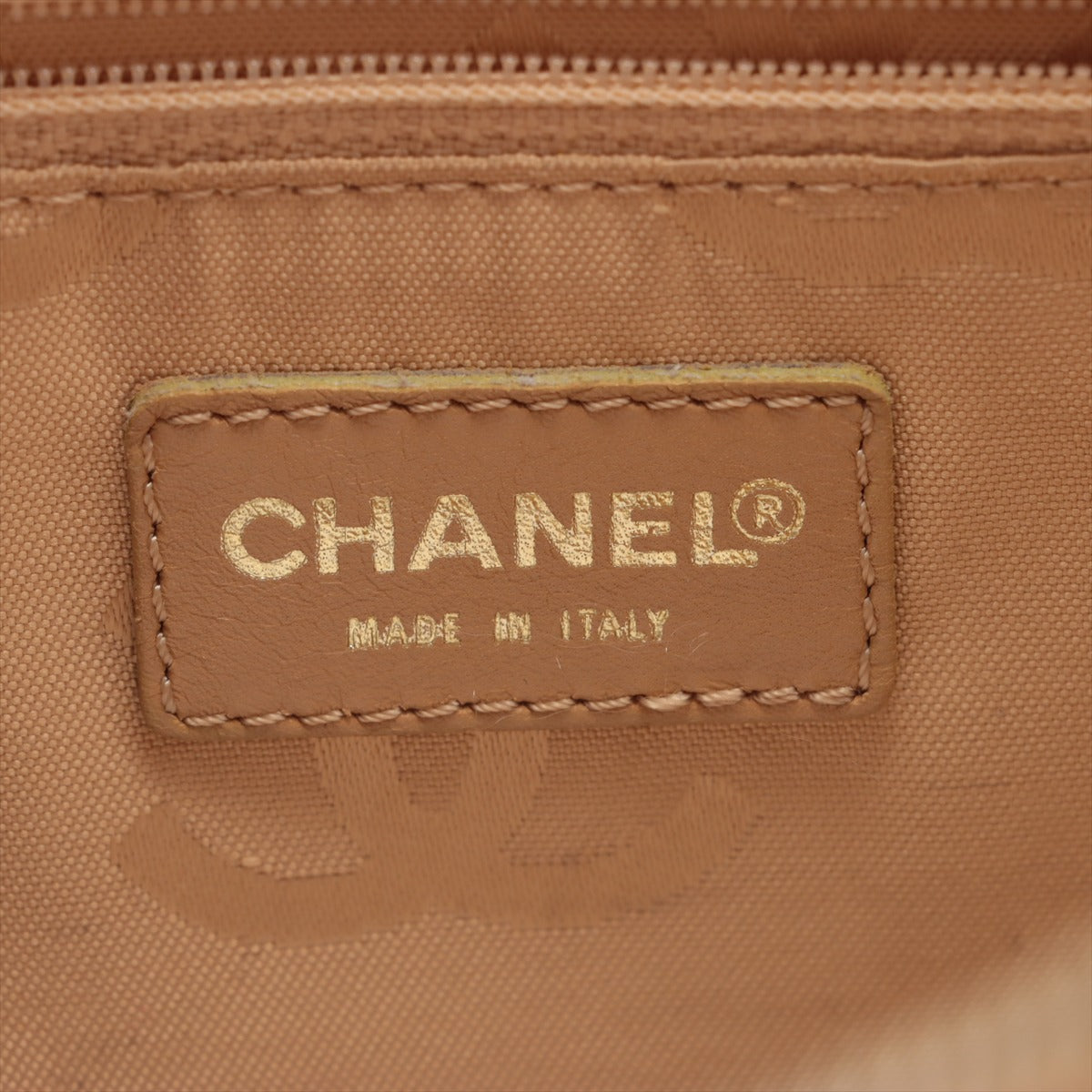 Chanel Wild Stitch Lambskin Top Handle Bowler Bag Beige Gold Metal Fittings 7 Series #2595