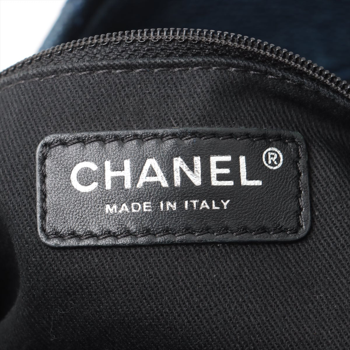 Chanel Matelasse Caviar Skin Chain Tote Bag Navy Blue Gunmetal Fittings 17113163 #2327