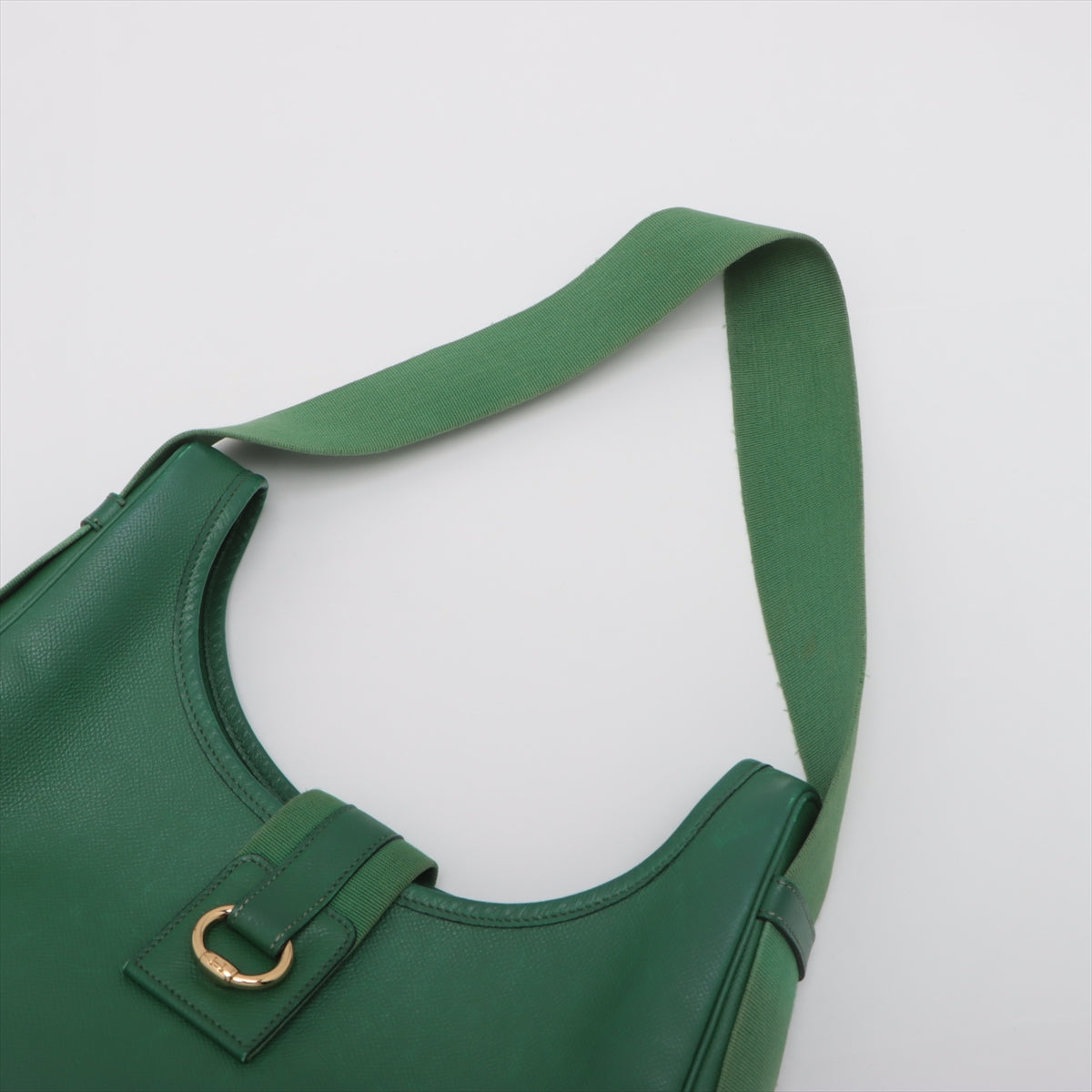 Hermès Courchevel Tsako Green One Handle Shoulder Bag #3753