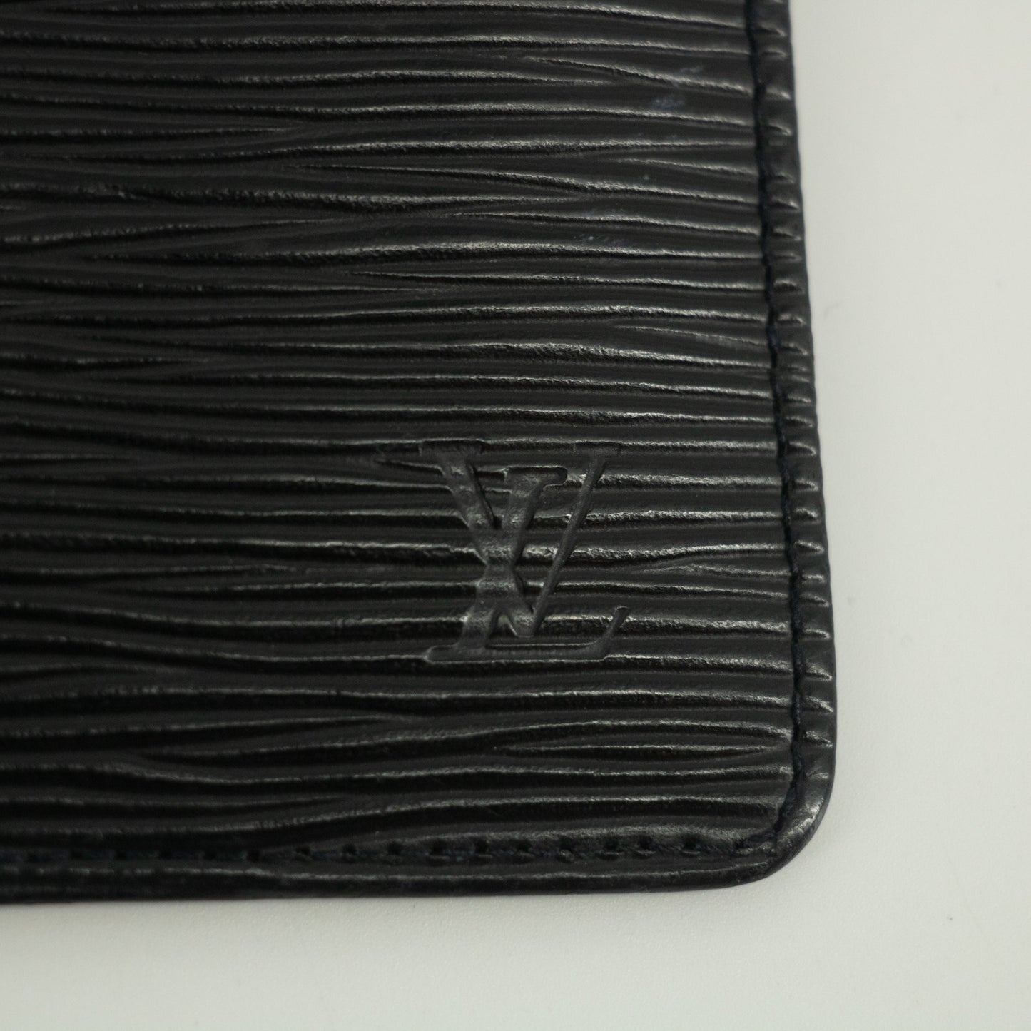 Louis Vuitton Black Epi Key Cles #1963