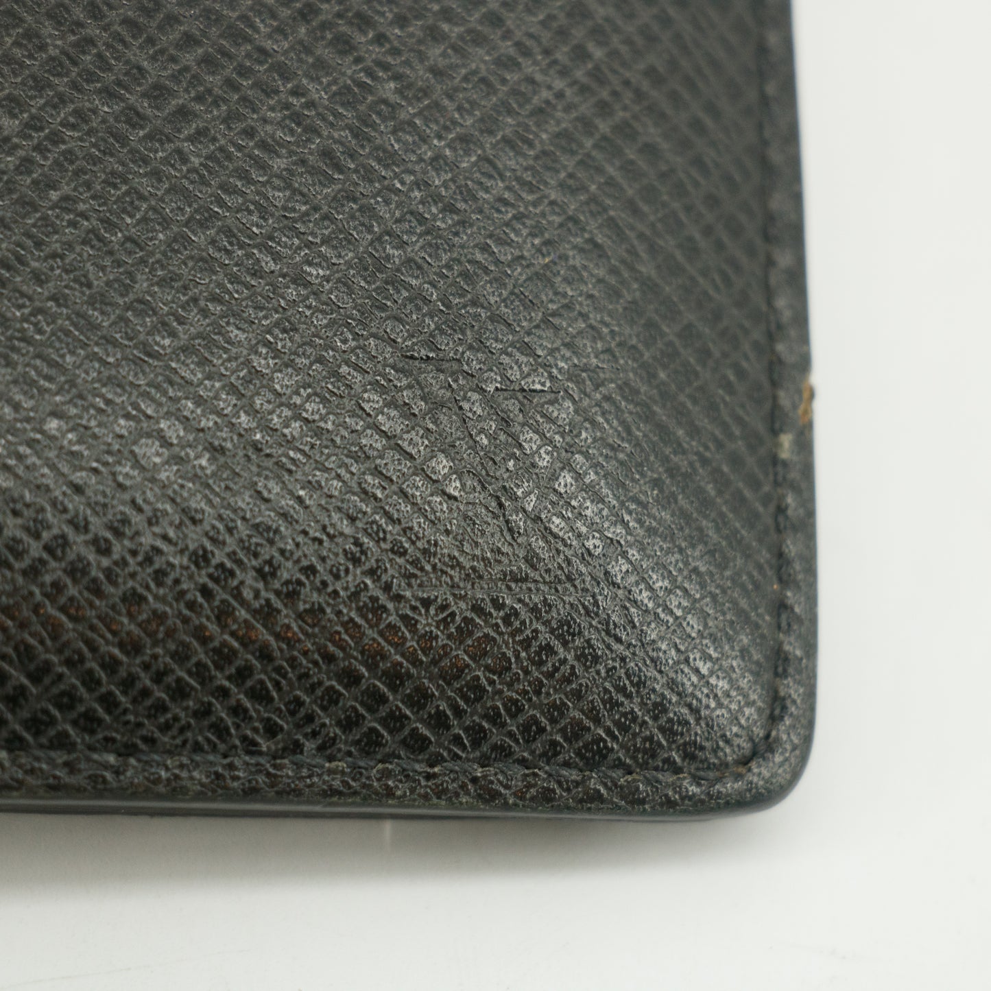 Louis Vuitton Taiga Grey Bifold Wallet #3013