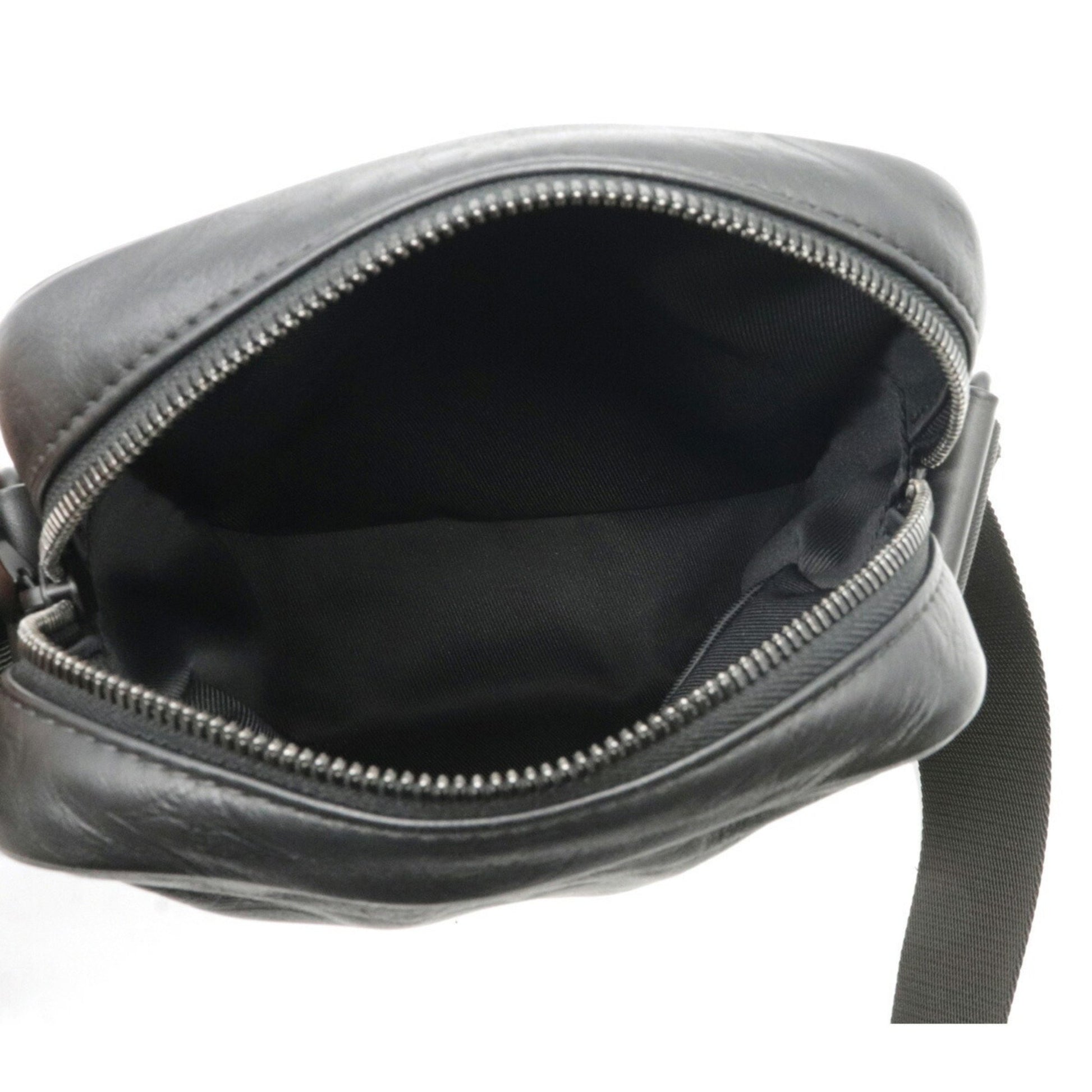 Louis Vuitton Black Leather Danube shoulder bag – Luxe Supply Company